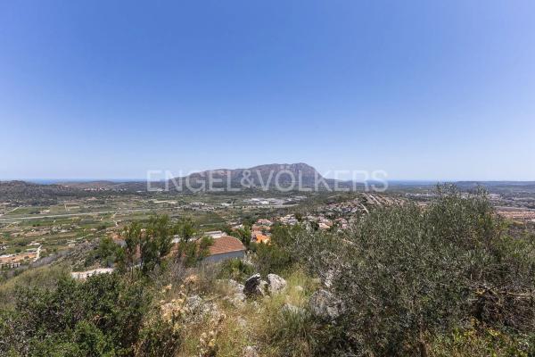 Terreno en Gata de Gorgos