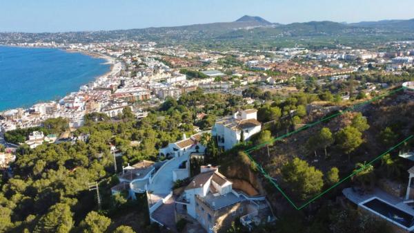Terreno en calle Sella