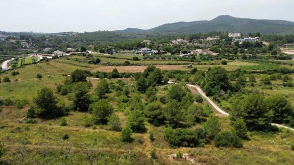 Terreno en Partida Comunes-Adsubia