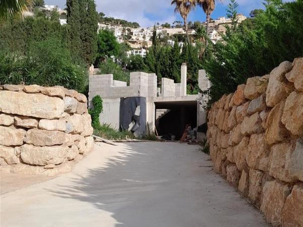 Terreno en calle Cerezo