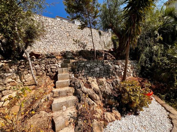 Terreno en avenida Pego, 118