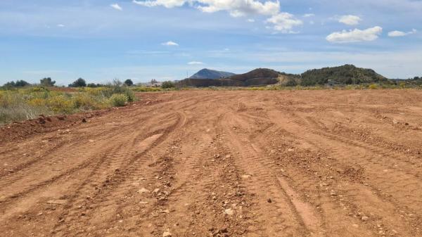 Terreno en via Sense Nom