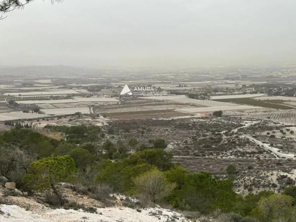 Terreno en avenida dels Banys