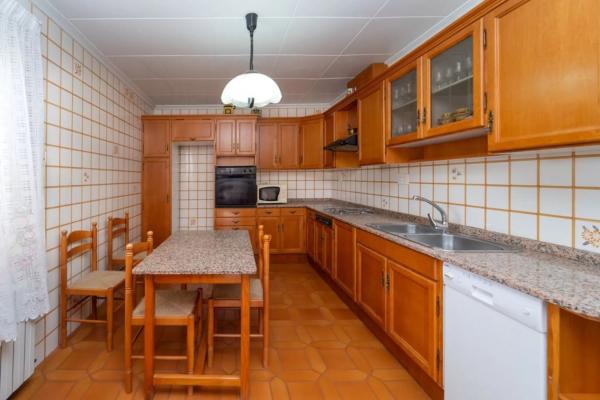 Casa independiente en avenida Villena