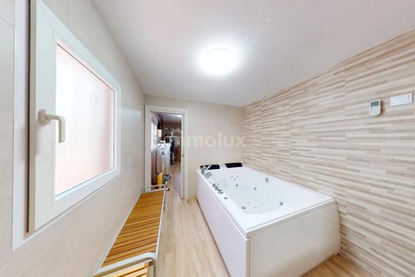 Casa independiente en calle Secanet