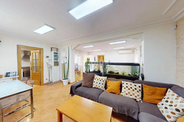 Casa independiente en calle Secanet