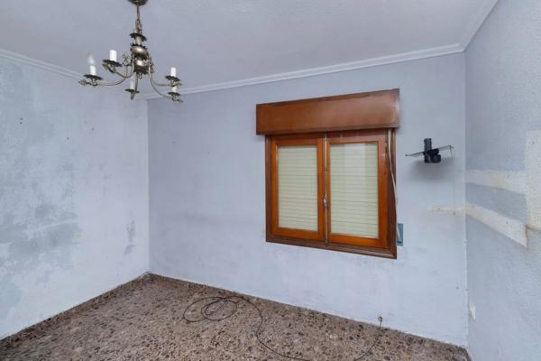 Piso en calle Horno del Vidrio