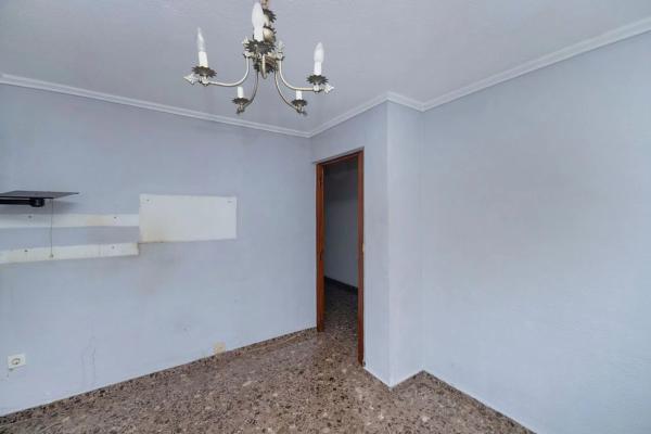 Piso en calle Horno del Vidrio