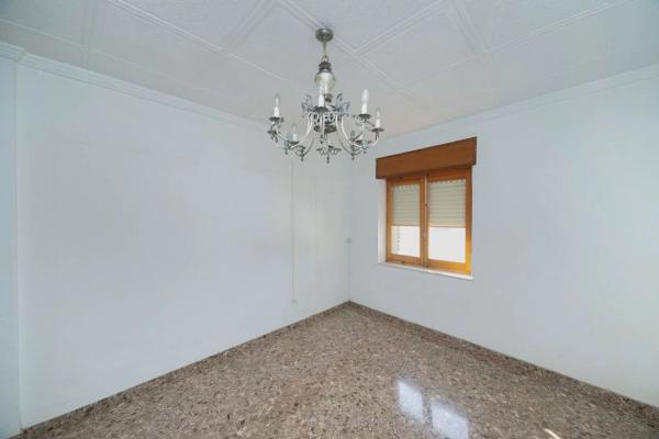 Piso en calle Horno del Vidrio