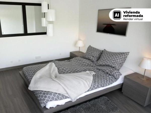 Chalet adosado en avenida del Pais Valenciano