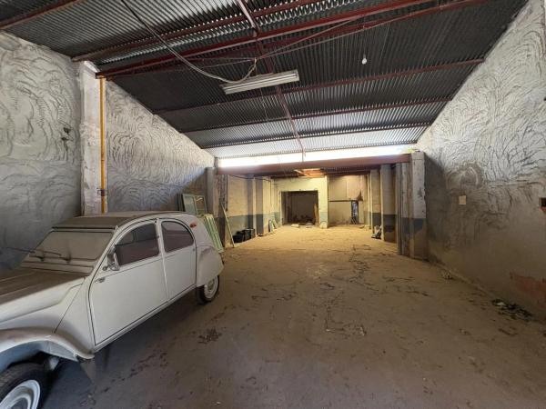 Chalet adosado en avenida del Pais Valenciano