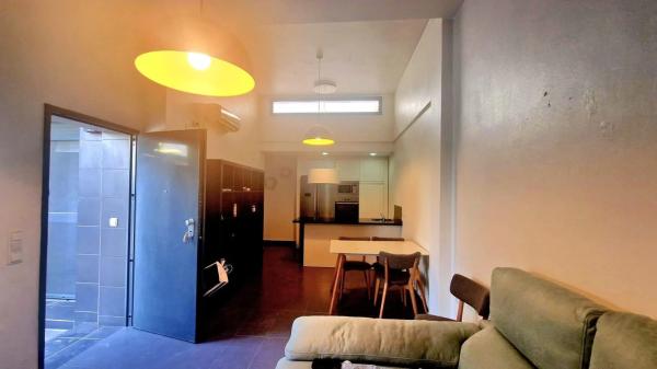 Casa independiente en calle Catral