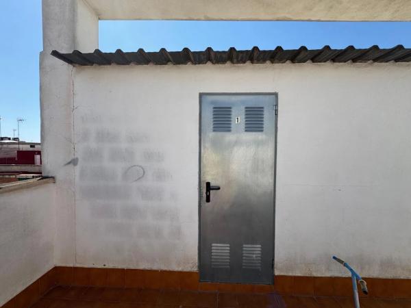 Piso en calle Manuel Follana, 2