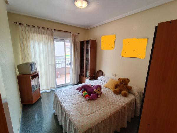 Chalet adosado en calle Miguel Hernández