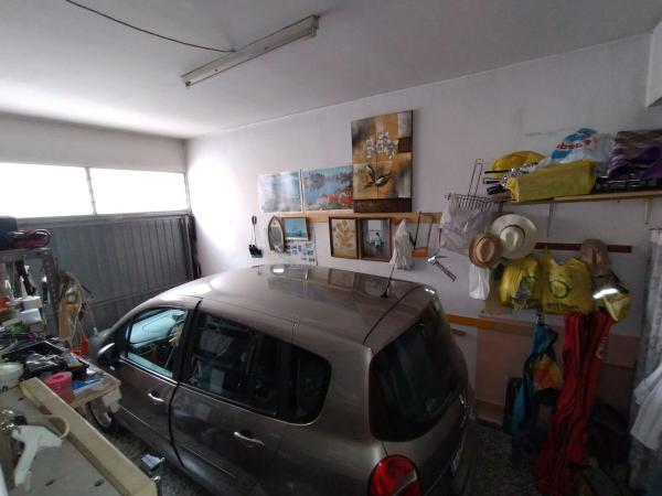 Chalet adosado en calle Miguel Hernández