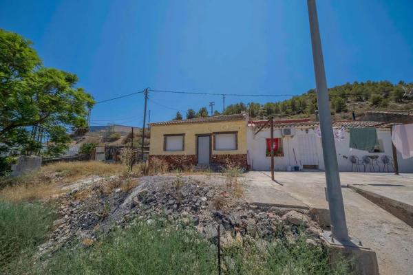 Chalet adosado en Paraje el Cabezo, 18