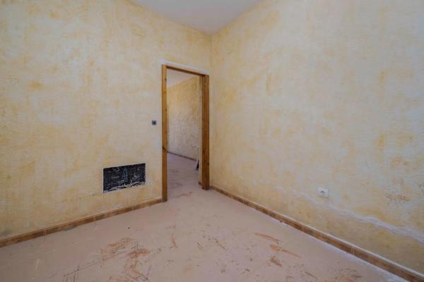 Chalet adosado en Paraje el Cabezo, 18