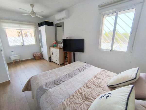 Chalet adosado en calle Farah Diva s/n