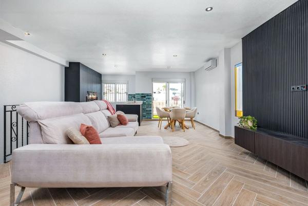 Chalet pareado en calle Sierra de Alcaraz