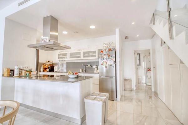 Casa independiente en calle Clara Campoamor