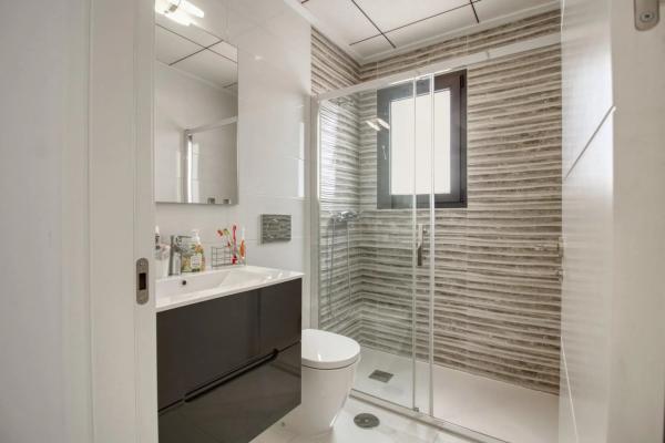 Casa independiente en calle Clara Campoamor