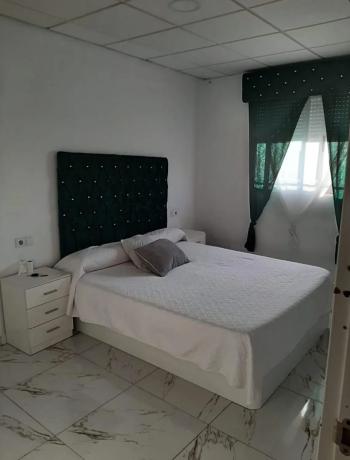 Casa independiente en calle Baja del Pozo