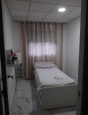 Casa independiente en calle Baja del Pozo