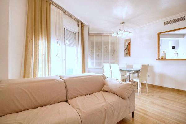 Ático en rambla Baja