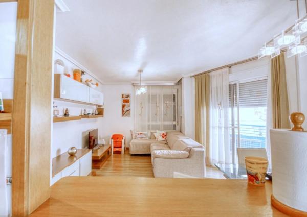 Ático en rambla Baja