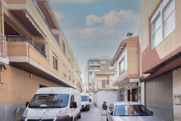 Piso en calle Carmen García Sorribes