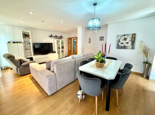 Piso en calle Armando Ros Dueñas, 1