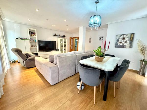 Piso en calle Armando Ros Dueñas, 1