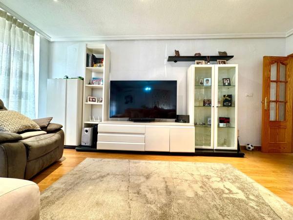 Piso en calle Armando Ros Dueñas, 1