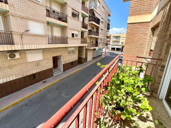 Piso en calle Armando Ros Dueñas, 1