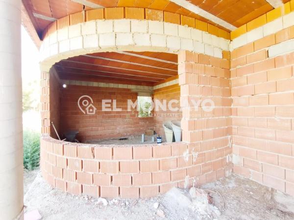 Casa independiente en camino de Caturla