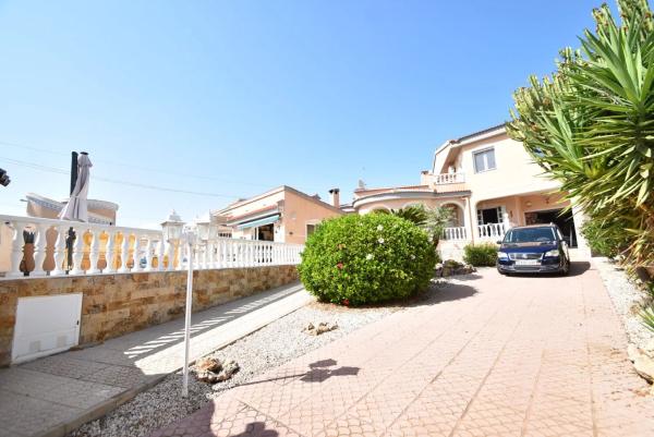 Chalet en Ciudad Quesada