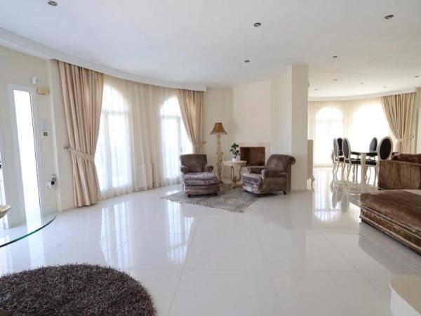 Casa independiente en calle León, 6 -30