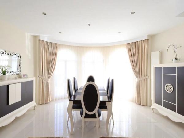 Casa independiente en calle León, 6 -30