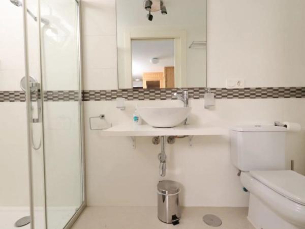 Casa independiente en calle León, 6 -30