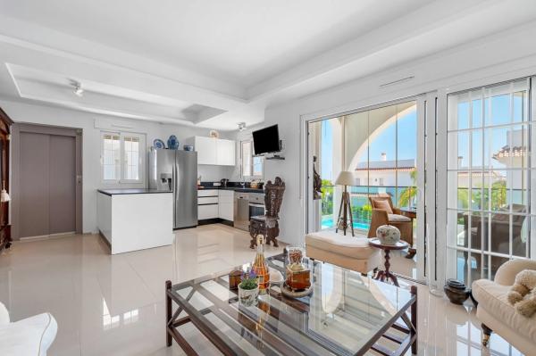 Piso en avenida del Salvador, 92