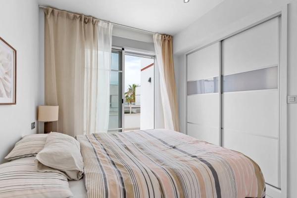 Casa independiente en avenida Jerez de la Frontera