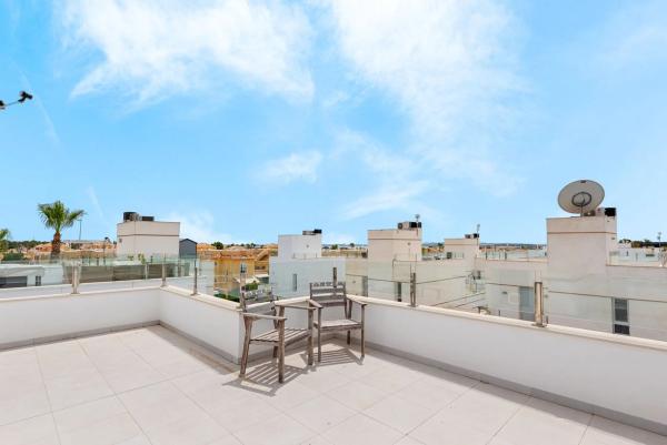 Casa independiente en avenida Jerez de la Frontera