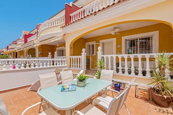 Chalet en avenida de Huelva, 37