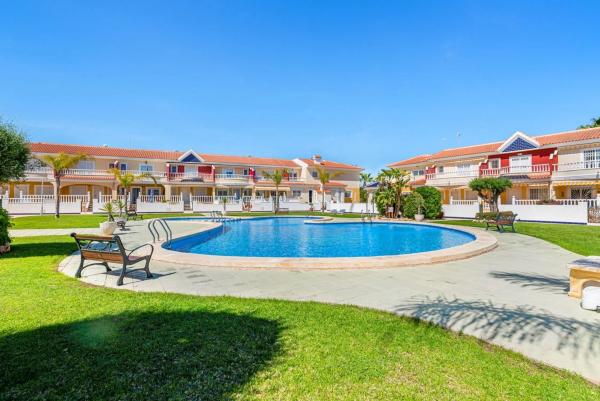 Chalet en avenida de Huelva, 37