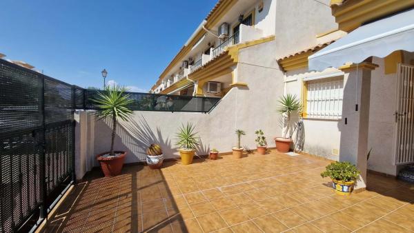 Chalet en Daya Nueva