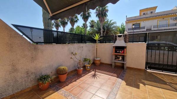 Chalet en Daya Nueva