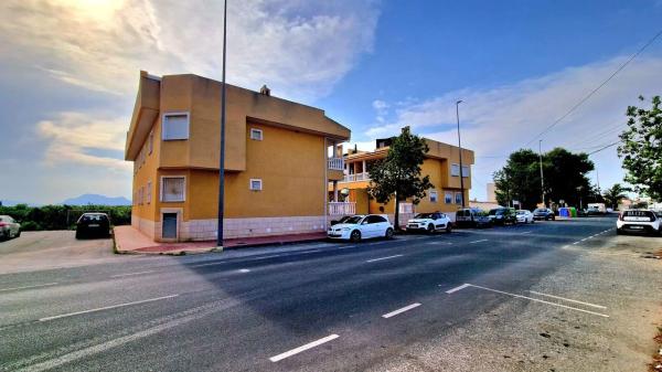 Piso en avenida de Almoradí