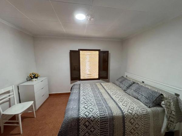 Casa independiente en calle Argentina