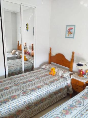 Chalet adosado en calle Argentina