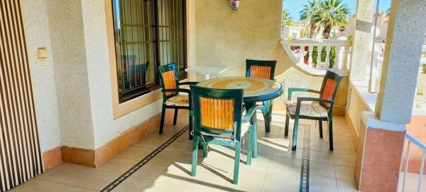 Casa independiente en calle les Vinyes, 51